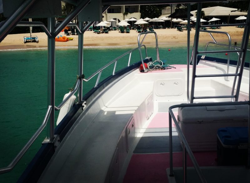 Barbados Snorkeling with Breezing Boat